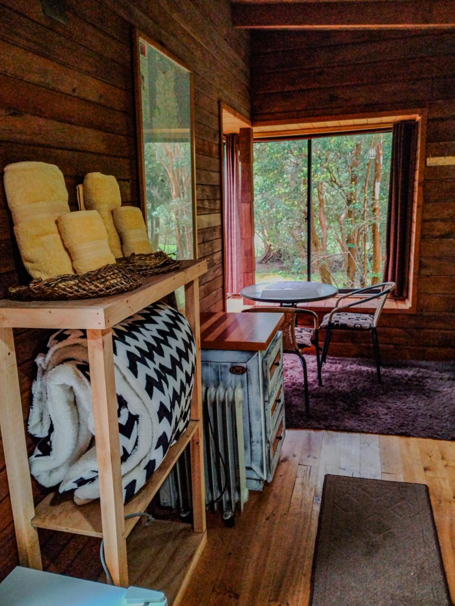 Hostal & Cabanas Luna Del Sur Cucao 外观 照片