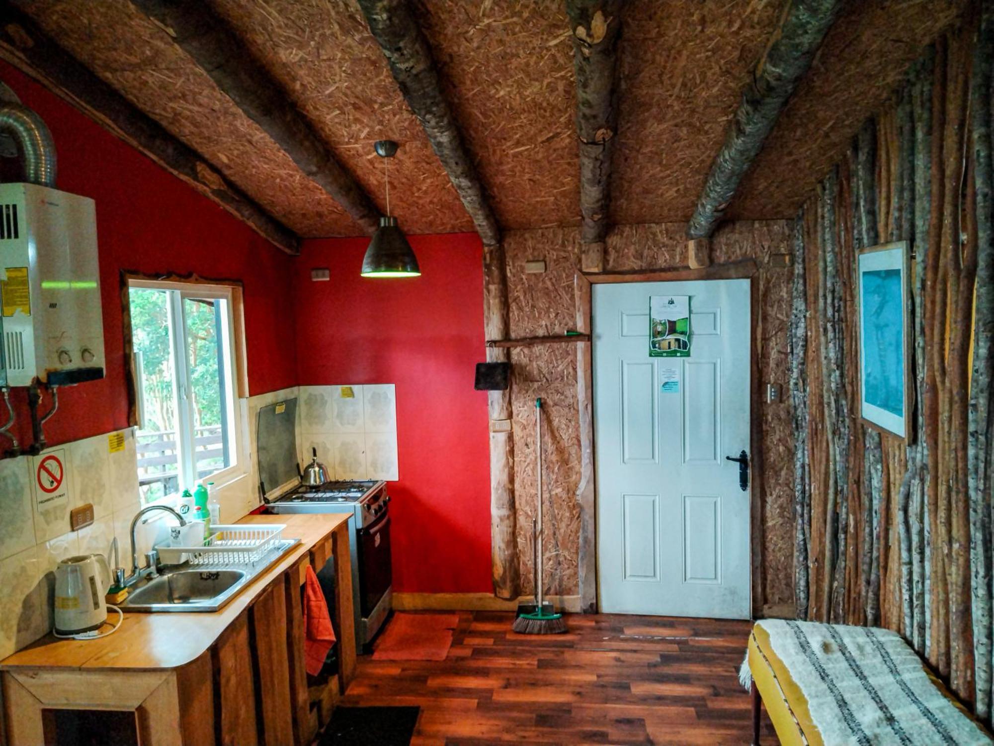 Hostal & Cabanas Luna Del Sur Cucao 外观 照片