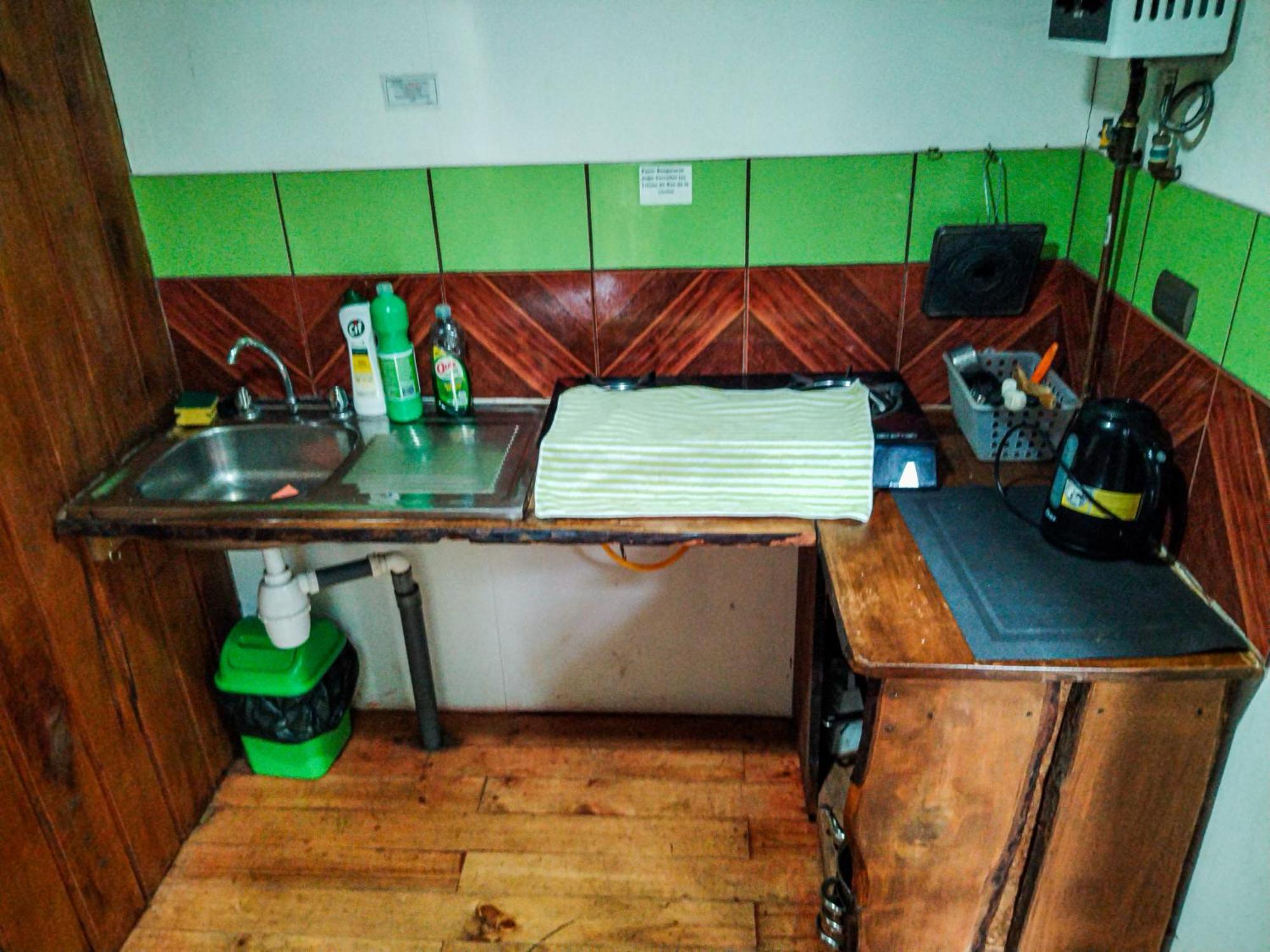 Hostal & Cabanas Luna Del Sur Cucao 外观 照片